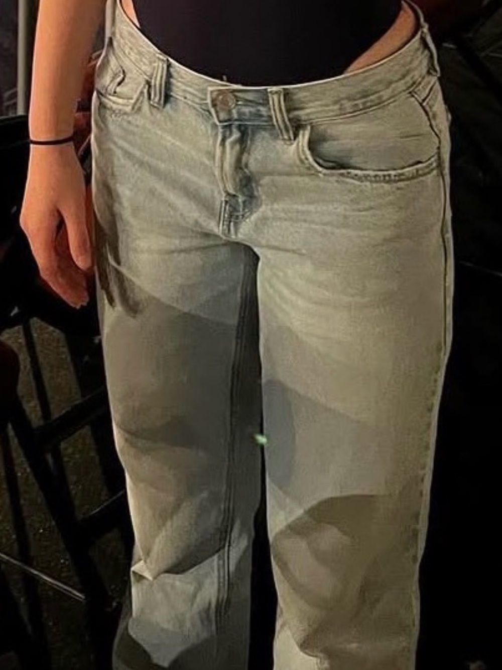 Straight-Leg Women’s Jeans in Light Blue Wash